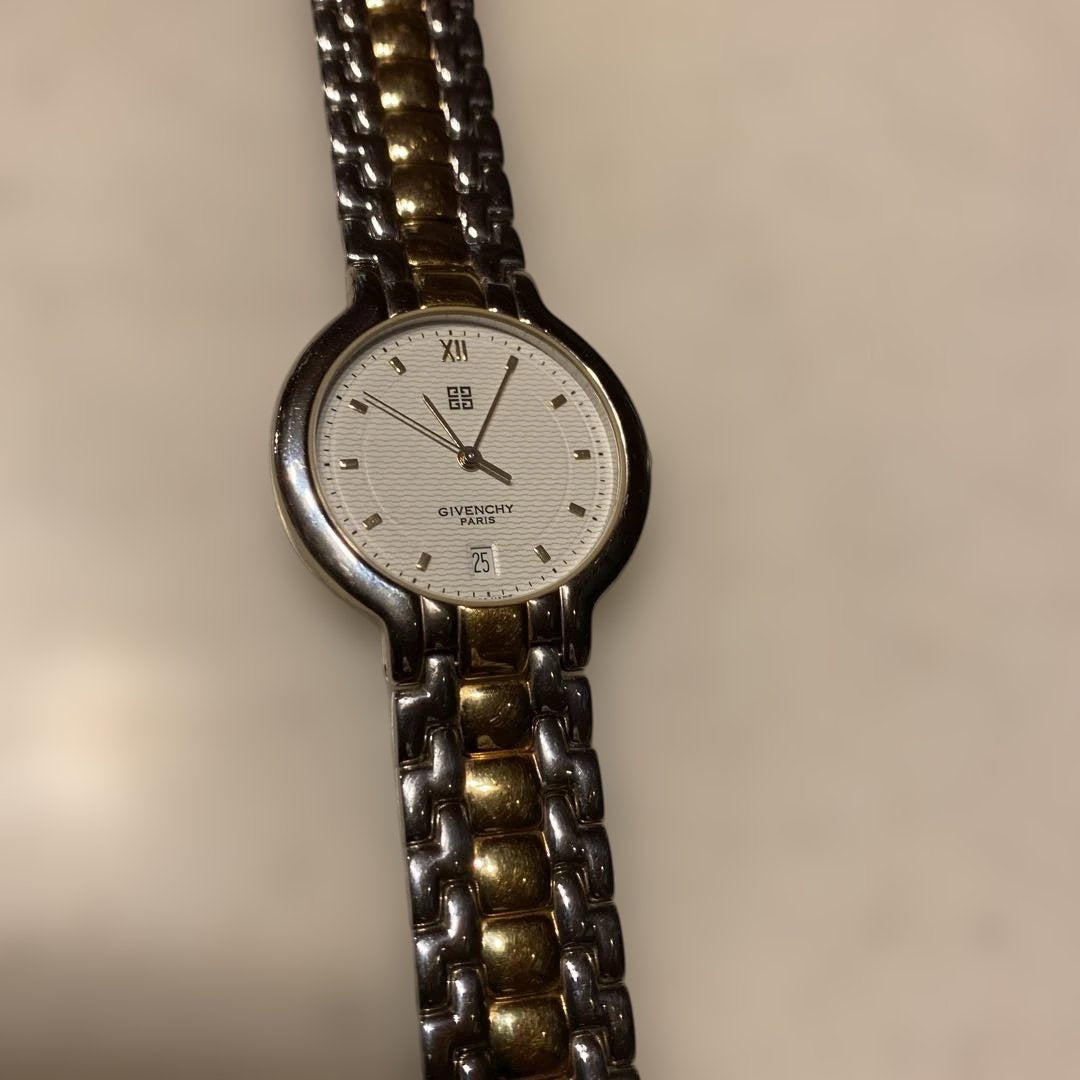 Givenchy Analog Quartz Men