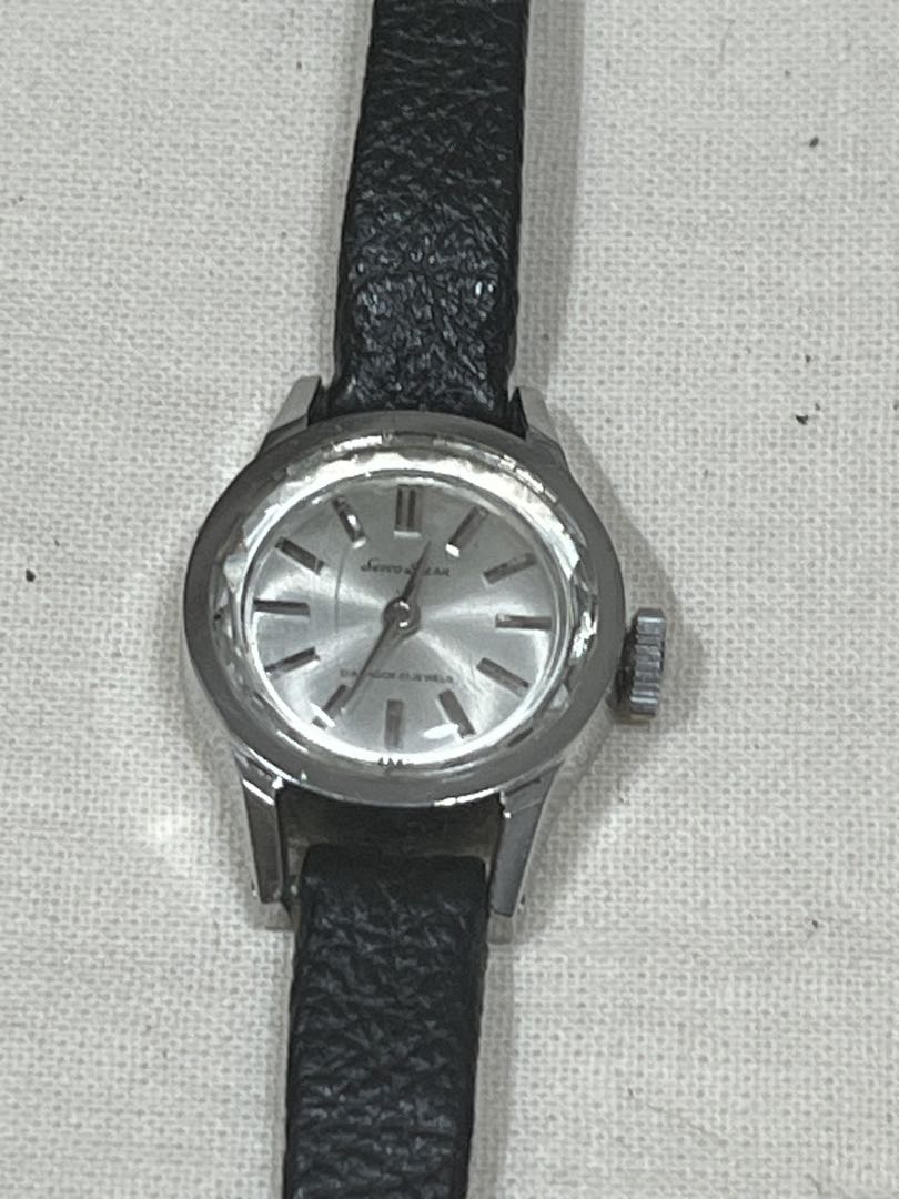 Seiko Analog Mechanical (Manual) Women