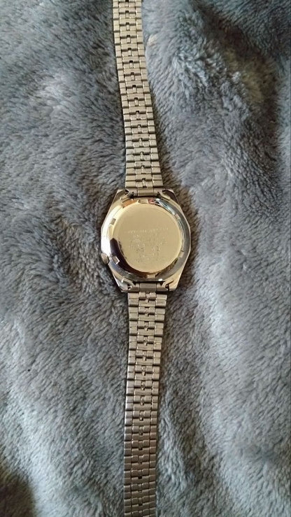 Citizen Freeway AA95-04761 Analog Quartz Women