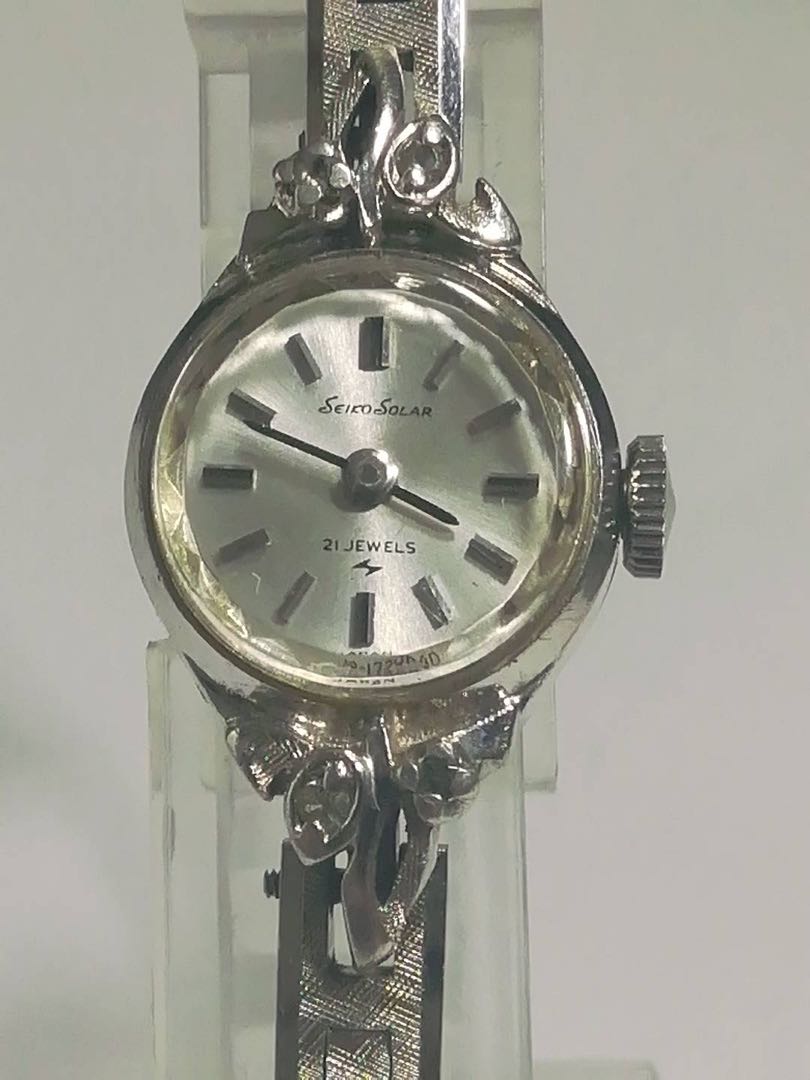 Seiko Analog Mechanical (Manual) Women