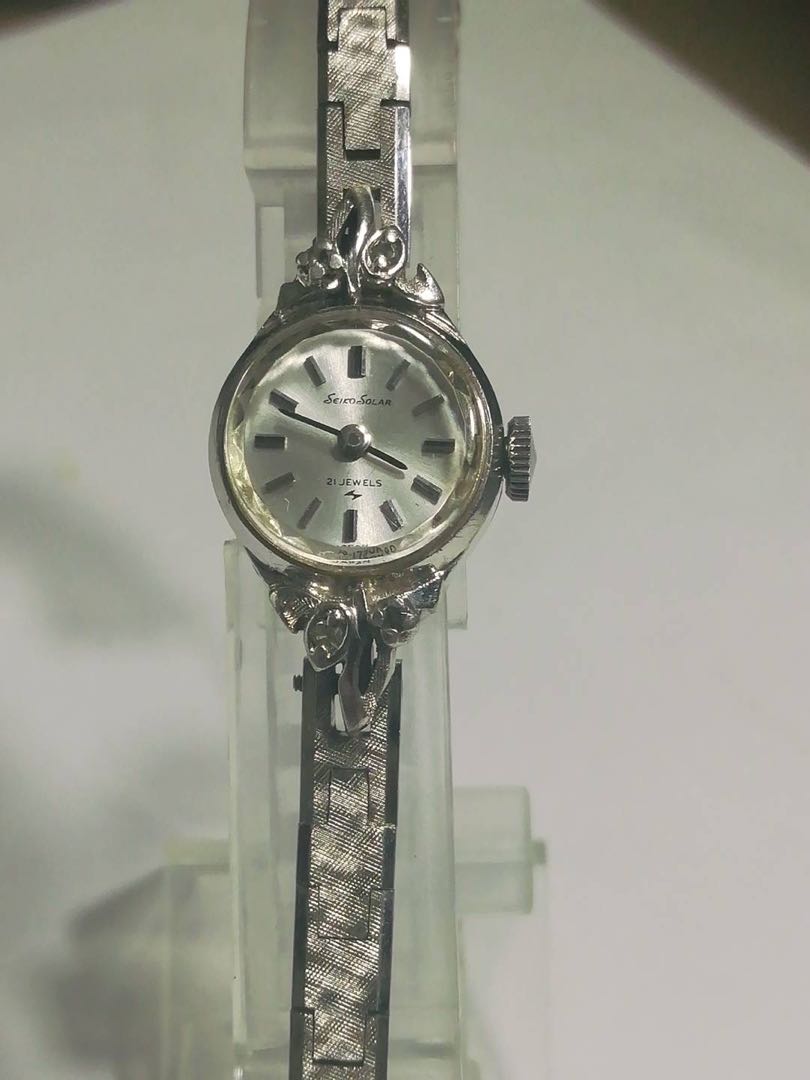 Seiko Analog Mechanical (Manual) Women