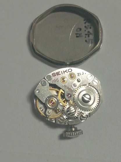 Seiko Analog Mechanical (Manual) Women
