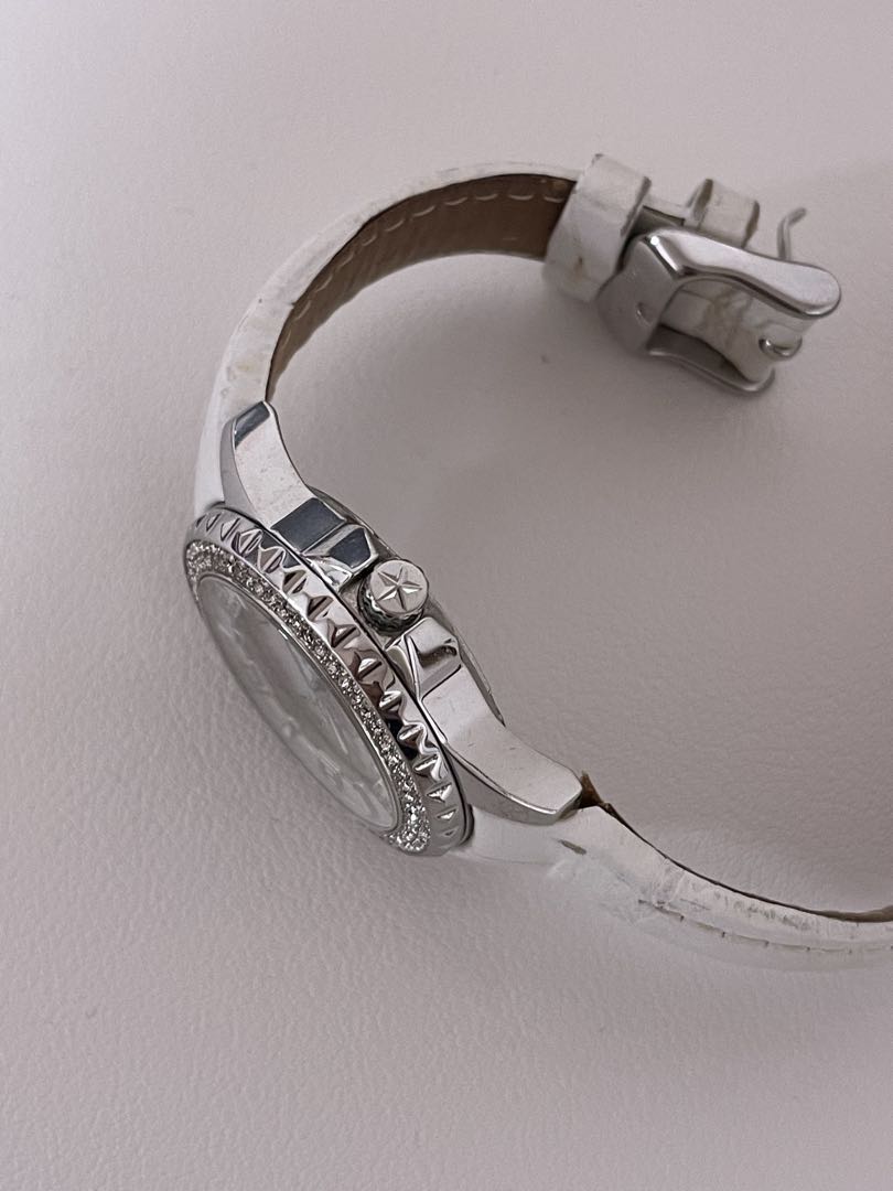 Star Jewelry Analog Quartz Women