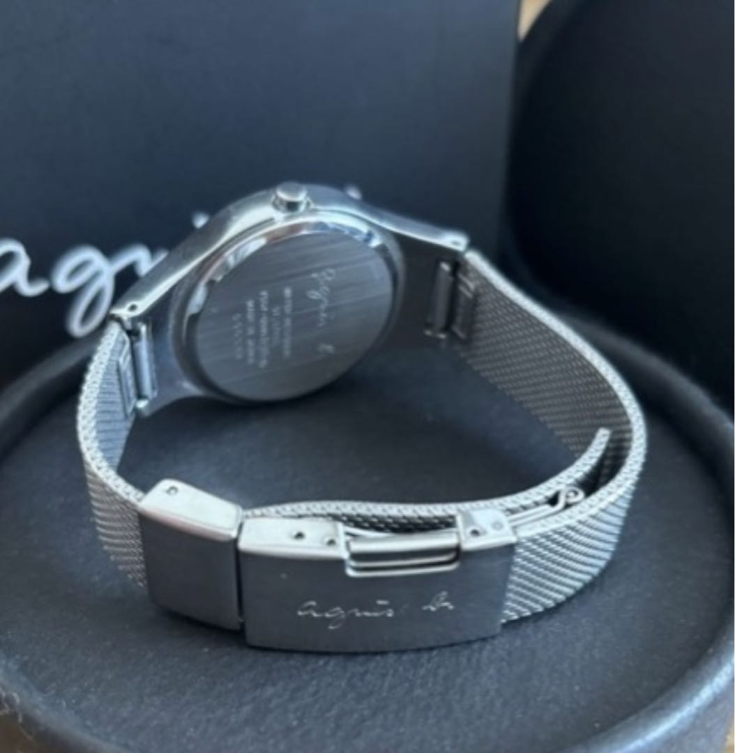 Agnes B. Analog Quartz Women