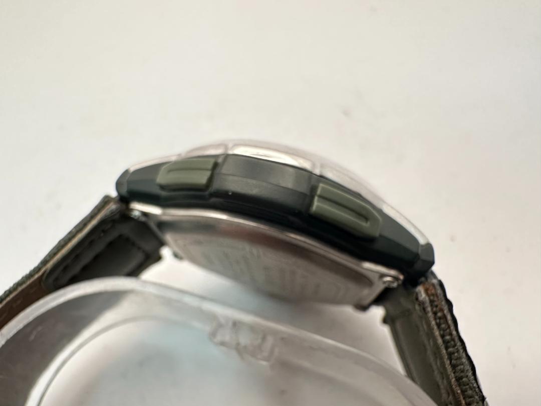 Casio AQF-100 Digital-Analog Quartz Men Ana-Digi Watch
