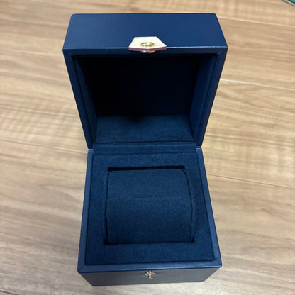 Louis Vuitton Analog Quartz Women