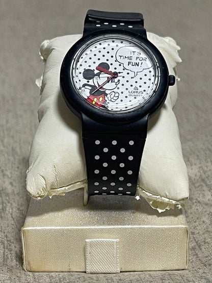 LORUS V515-6610 Analog Quartz Women
