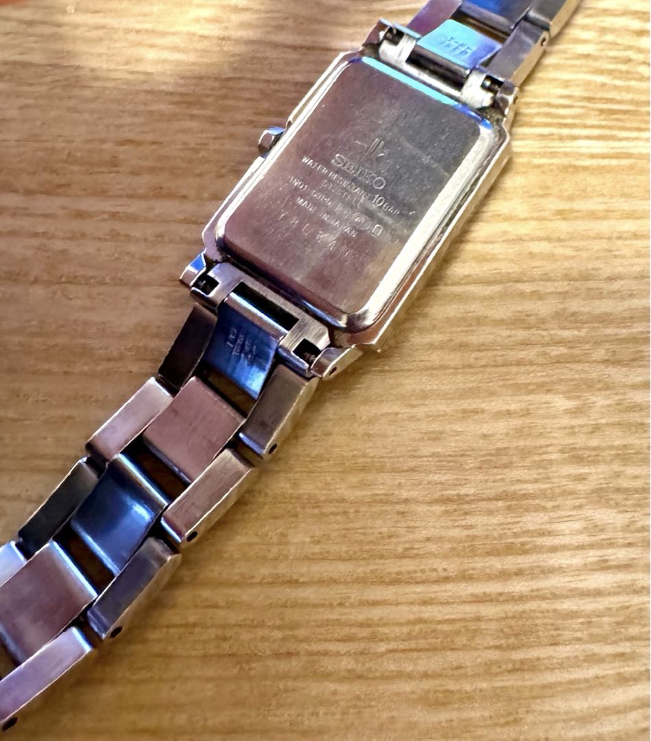 Seiko lk/lukia Analog Solar Women