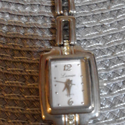 LAMUE Analog Quartz Women