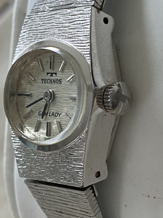 Technos Analog Mechanical (Manual) Women Women