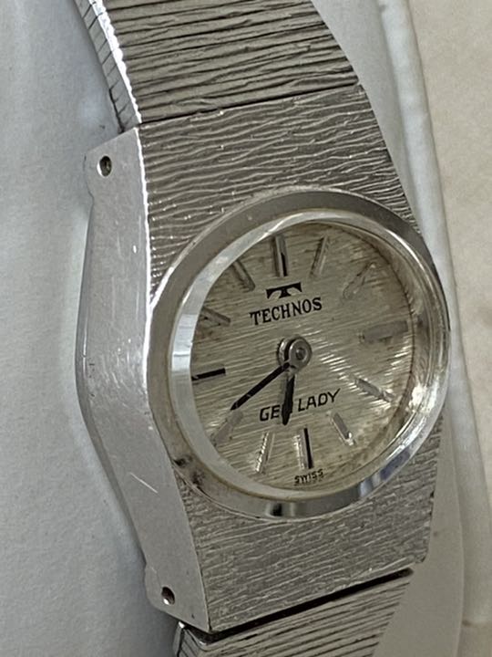 Technos Analog Mechanical (Manual) Women Women
