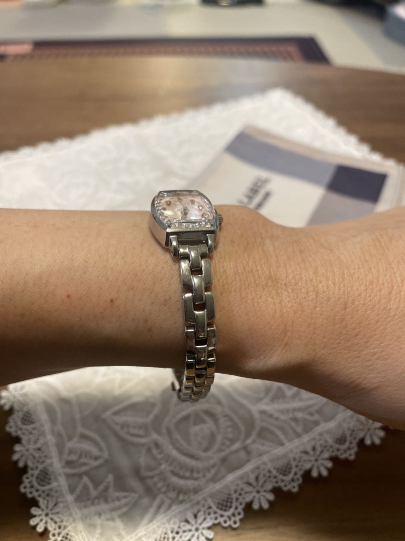 Seiko wired -F Analog Quartz Women