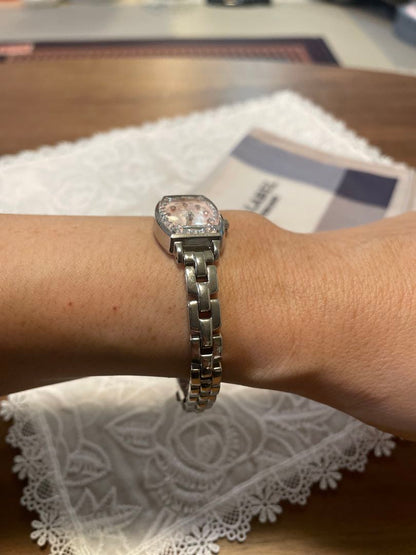 Seiko wired -F Analog Quartz Women