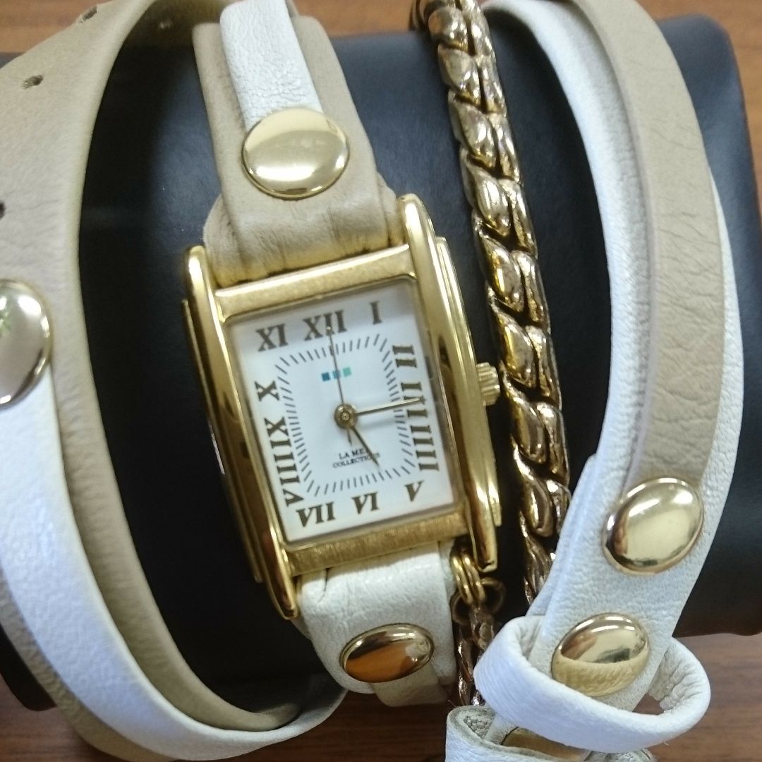 Citizen Club La Mer Analog Quartz Women