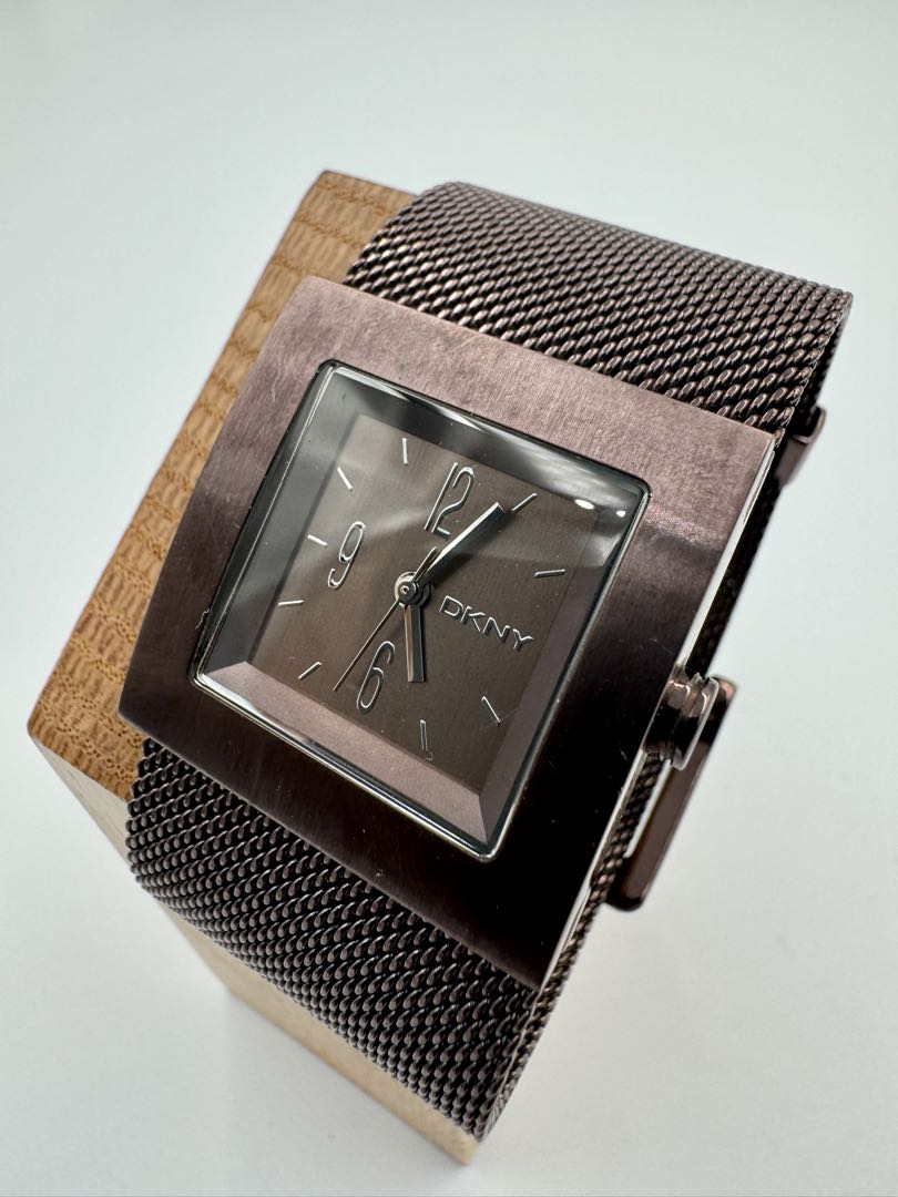 Dkny / Donna Karan New York Analog Quartz Women Watch