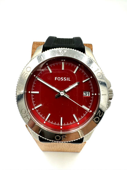 Fossil Analog Quartz Men Watch Red Dial