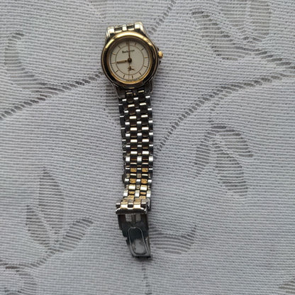 BURBERRY Analog Quartz Women