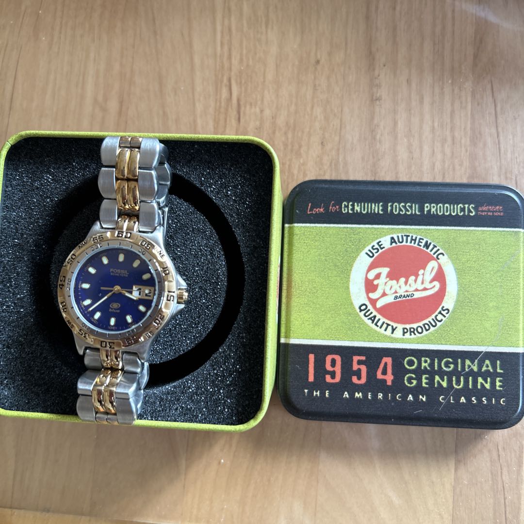 Fossil Analog Quartz Men