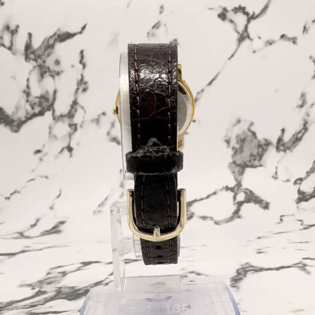 Jemis Analog Quartz Men Watch Gold Tone White Leather Strap