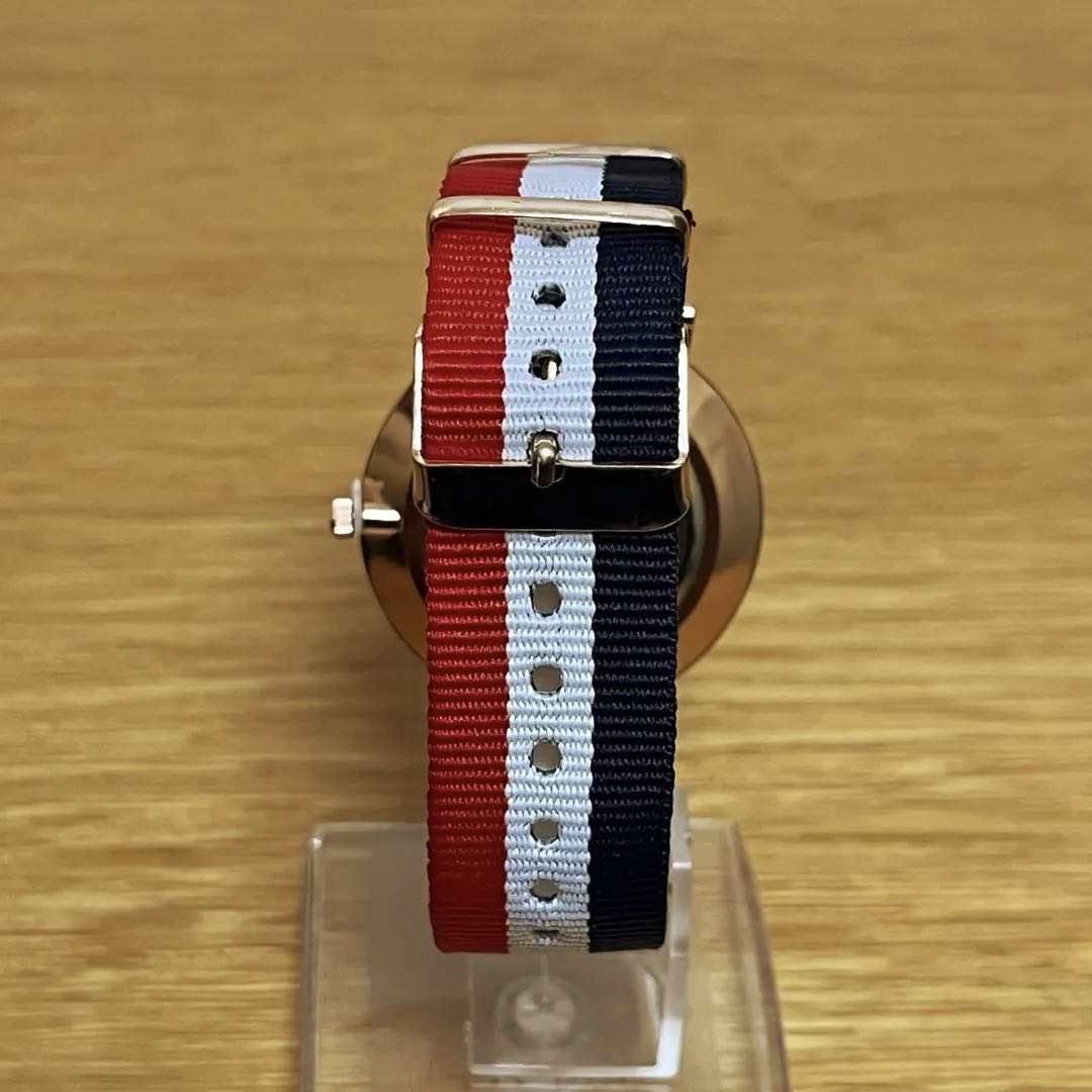 Geneva Platinum Analog Quartz Men ジュネーブプラチナ Watch ホワイト ネイビー レッド