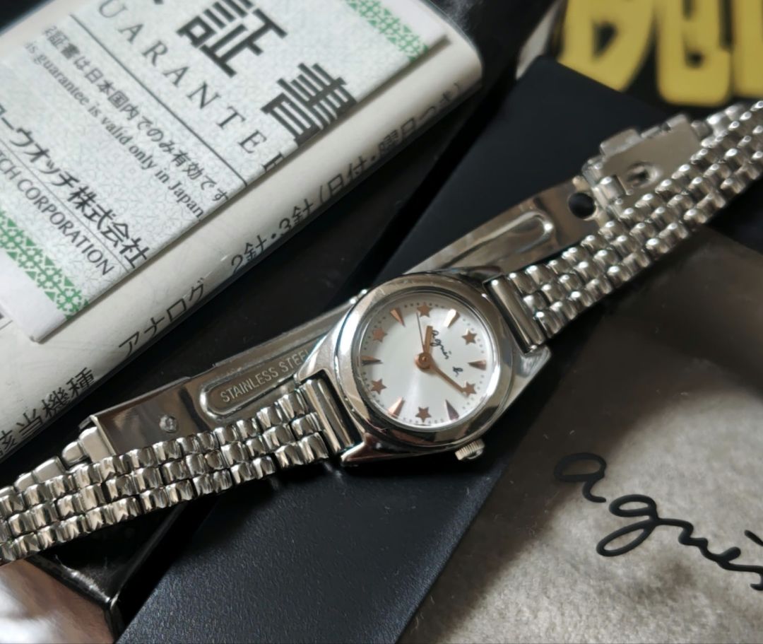 Agnes B. Analog Quartz Women