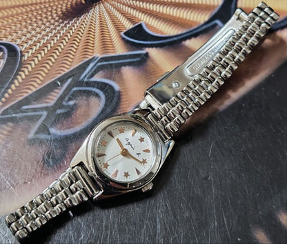 Agnes B. Analog Quartz Women