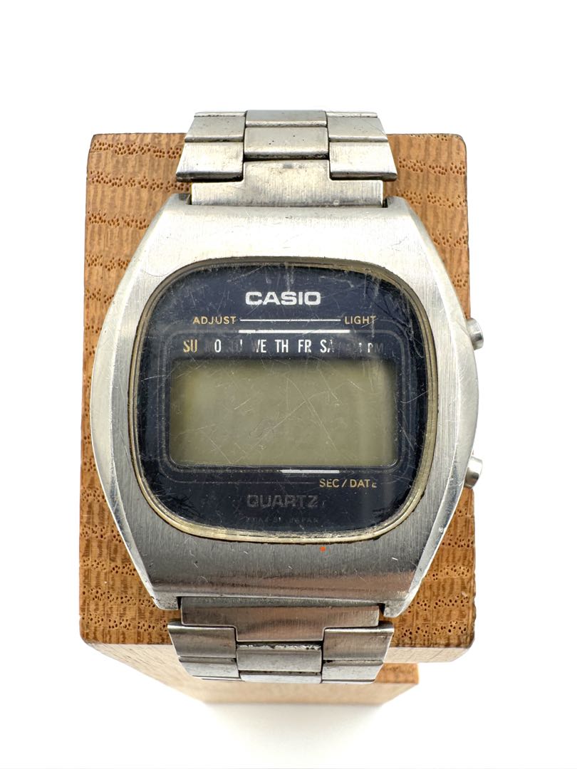 Casio Digital Quartz Unisex Adults Vintage Watch 34Mm Case Stainless Steel - For Parts/Repair