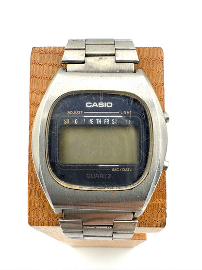 Casio Digital Quartz Unisex Adults Vintage Watch 34Mm Case Stainless Steel - For Parts/Repair