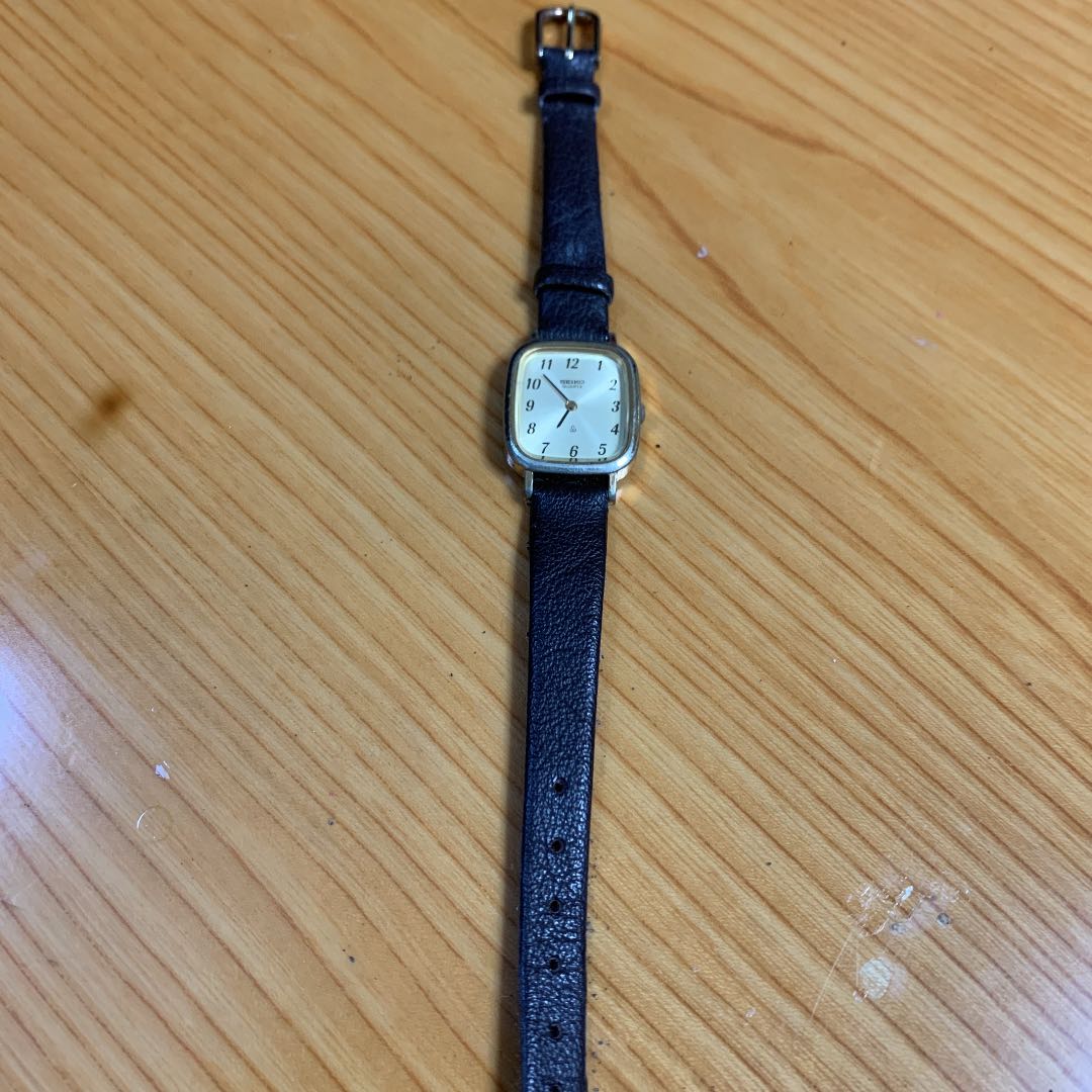 Seiko Analog Quartz Women