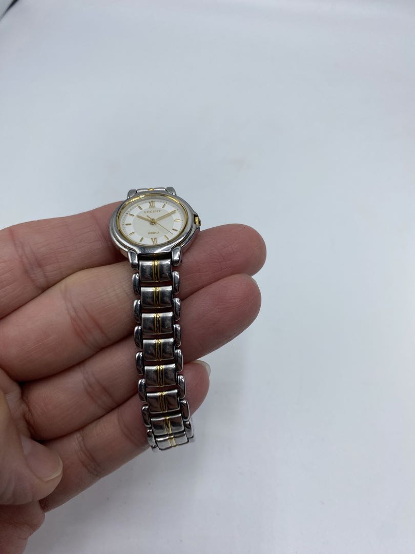 Seiko Lucent Analog Quartz Women