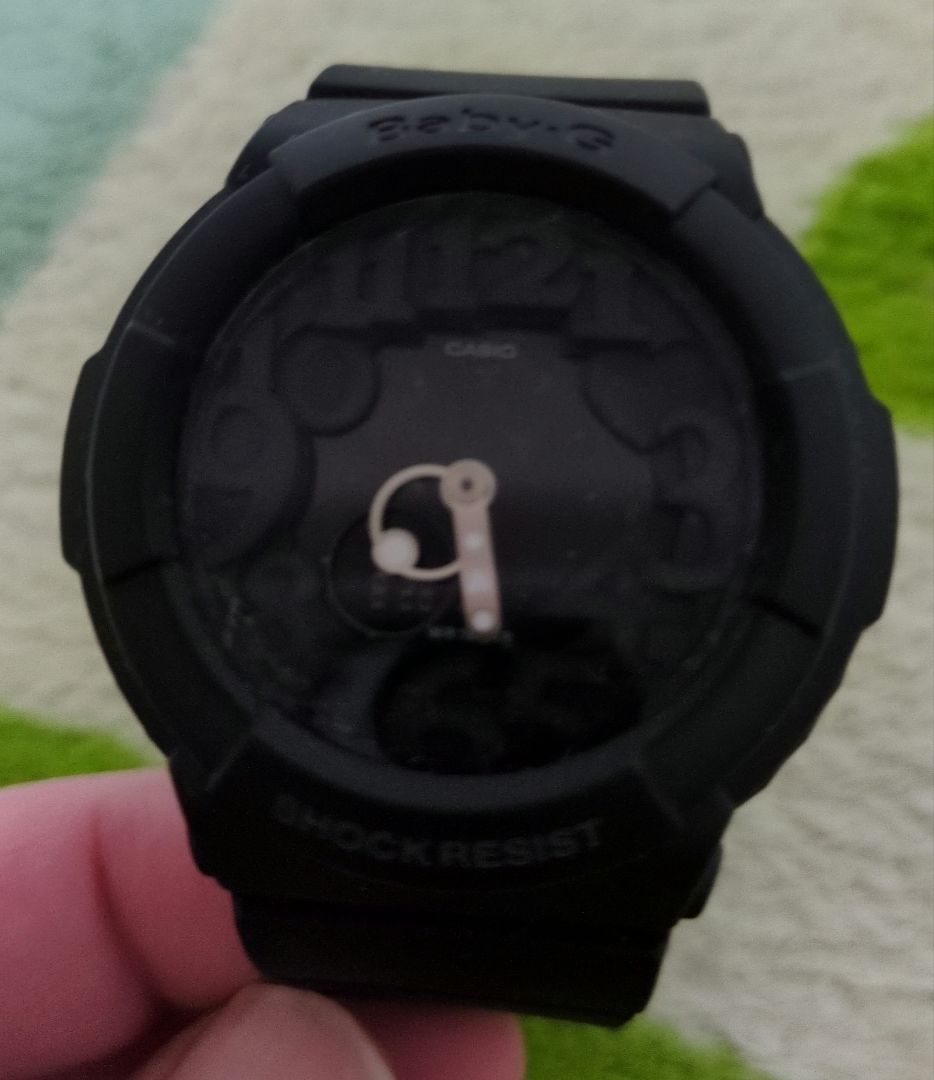 Casio Digital-Analog Quartz Women
