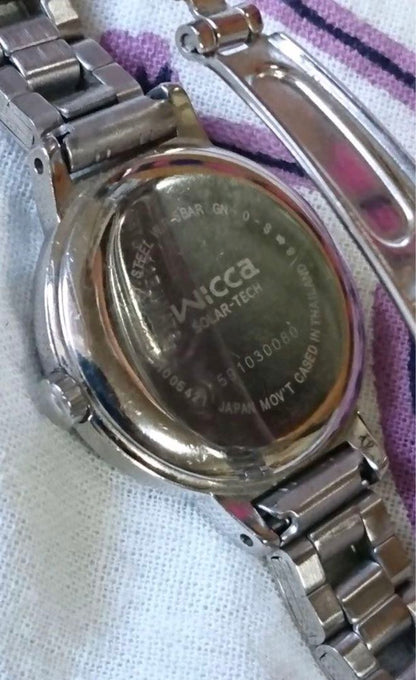 Citizen wicca Analog Solar Women