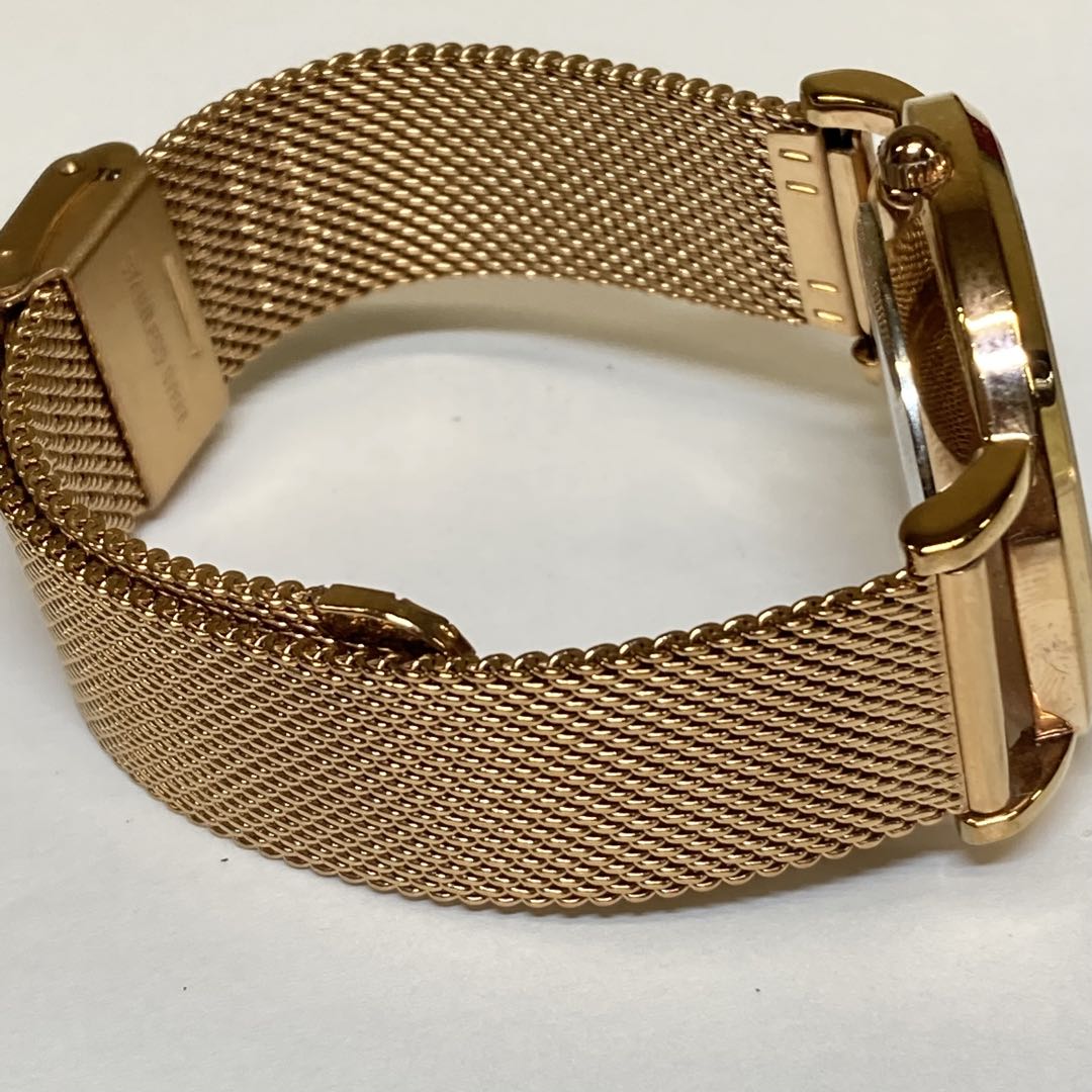 Hannah Martin Analog Quartz Women