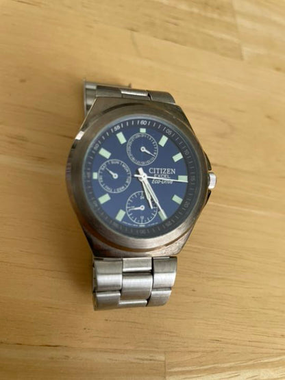 Citizen EXCELA Analog Solar Men