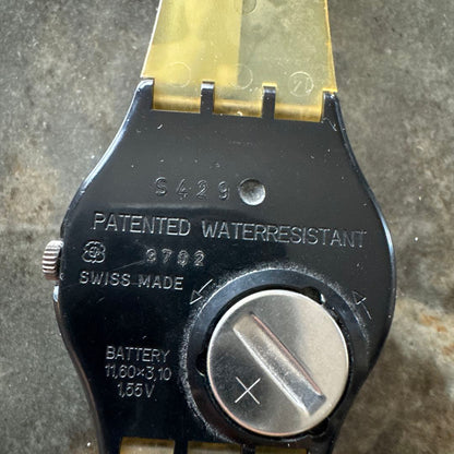 Swatch Analog Quartz Women