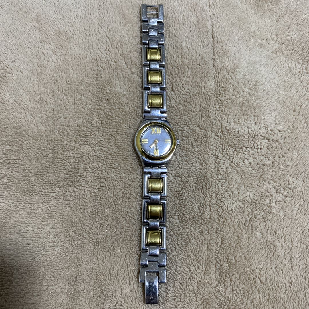 Swatch Analog Quartz Women