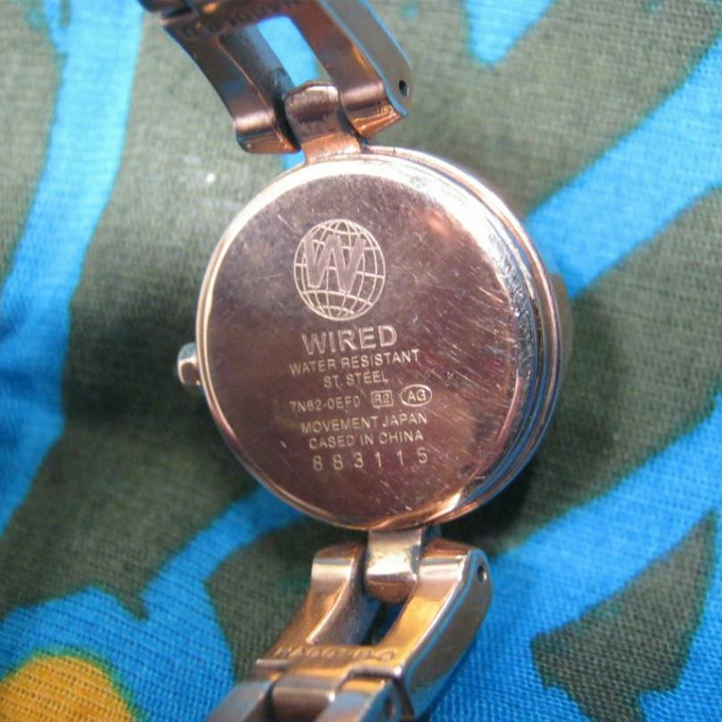 Seiko wired Analog Quartz Women ワイアード Watch パール文字番 ピンクゴールド