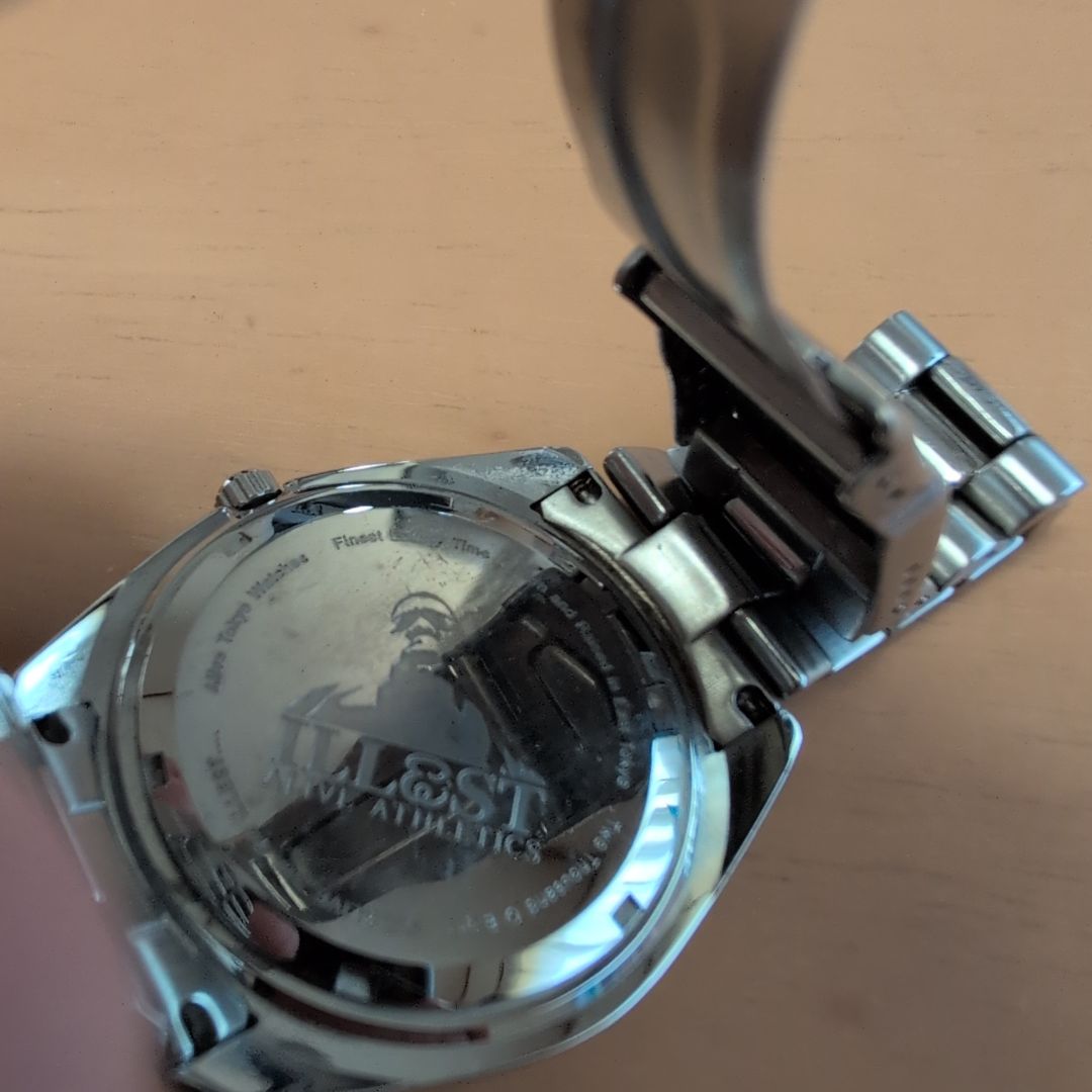 Alive Athletics Analog Quartz Men