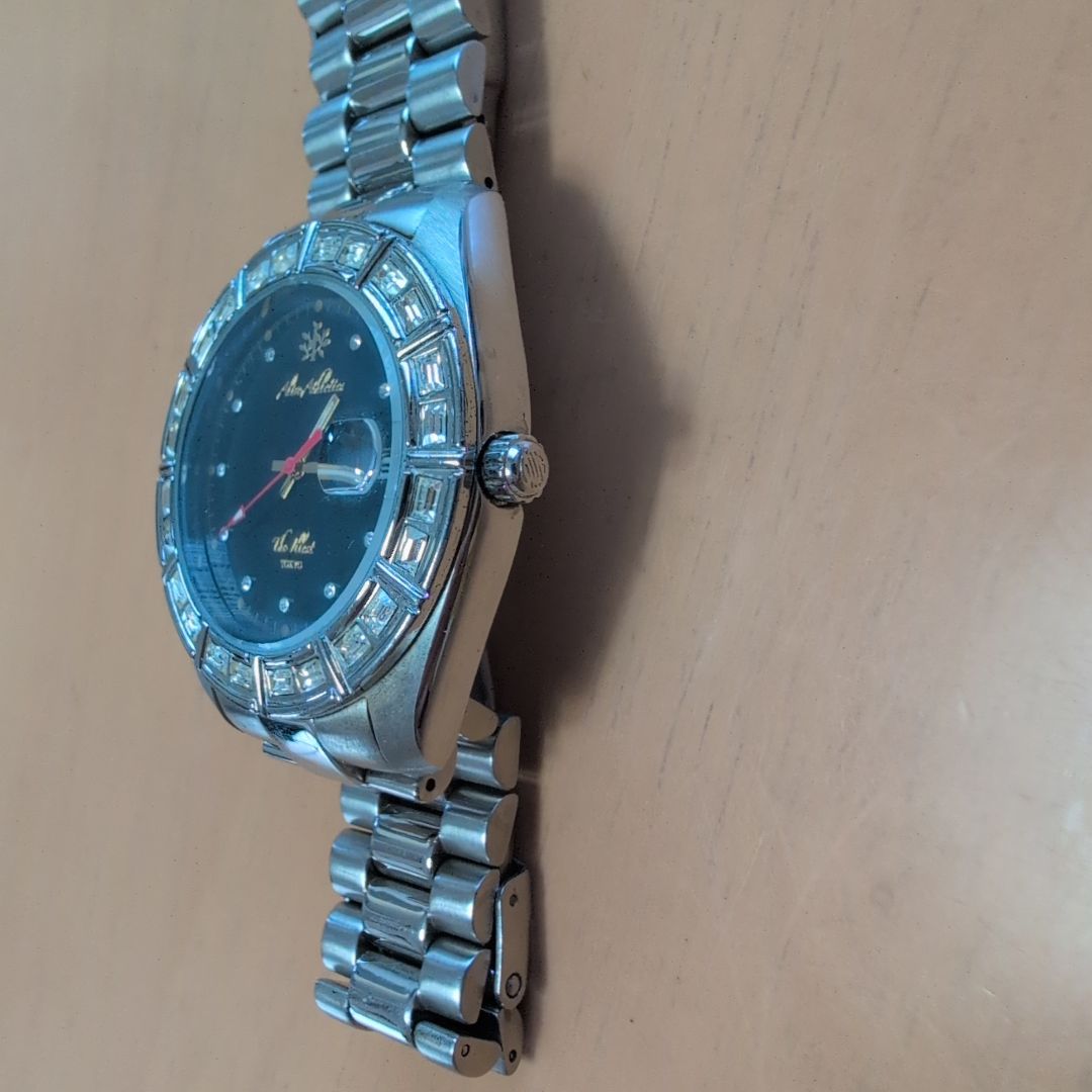 Alive Athletics Analog Quartz Men