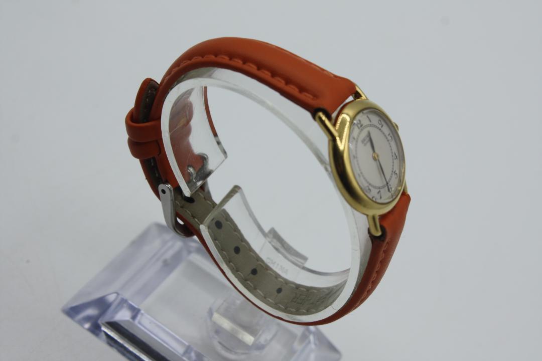 Seiko Analog Quartz Women Beautiful Item 2-Hand Orange Leather Belt Women's Watch