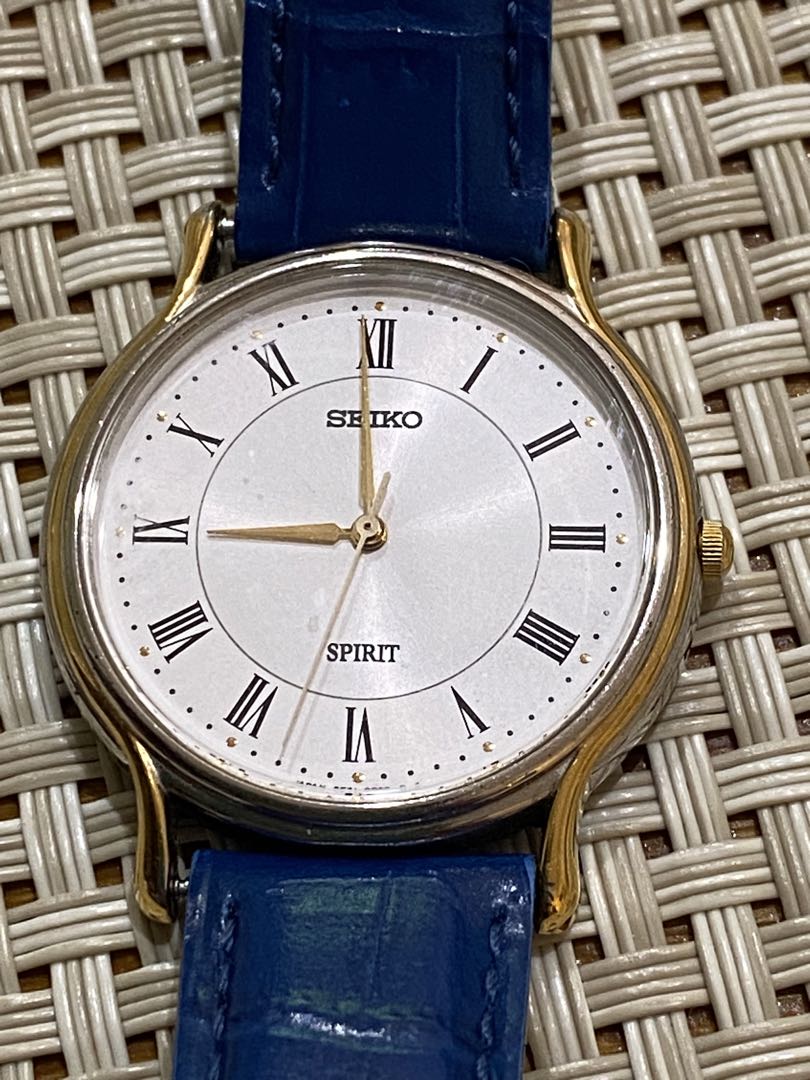 Seiko Spirit 5E21-0010 Analog Quartz Women