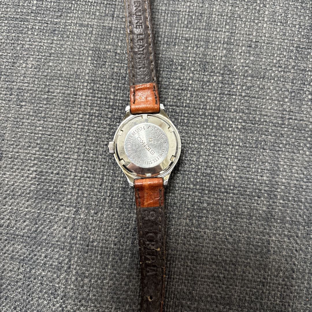 Analog Mechanical (Automatic) Women