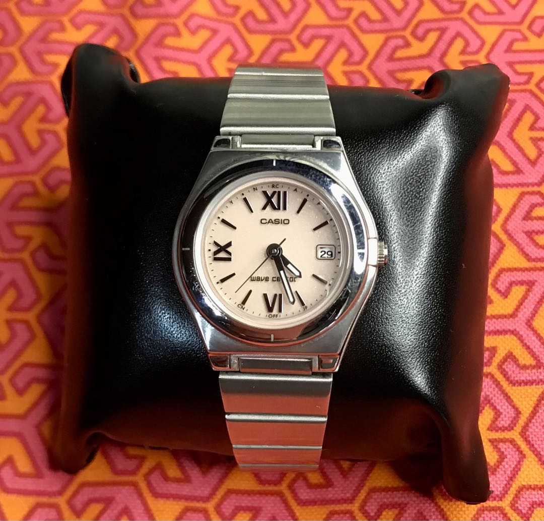 Casio Wave Ceptor LWS-10 Analog Solar Women