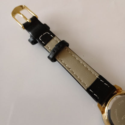 Italian Design Analog Quartz Women Watch Battery Replaced Unused