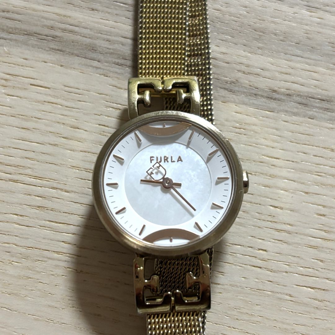 Analog Quartz Women