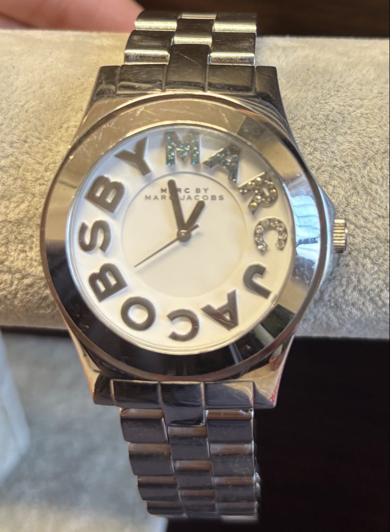 Analog Quartz Women