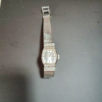 Citizen 1973 Analog Mechanical (Manual) Women