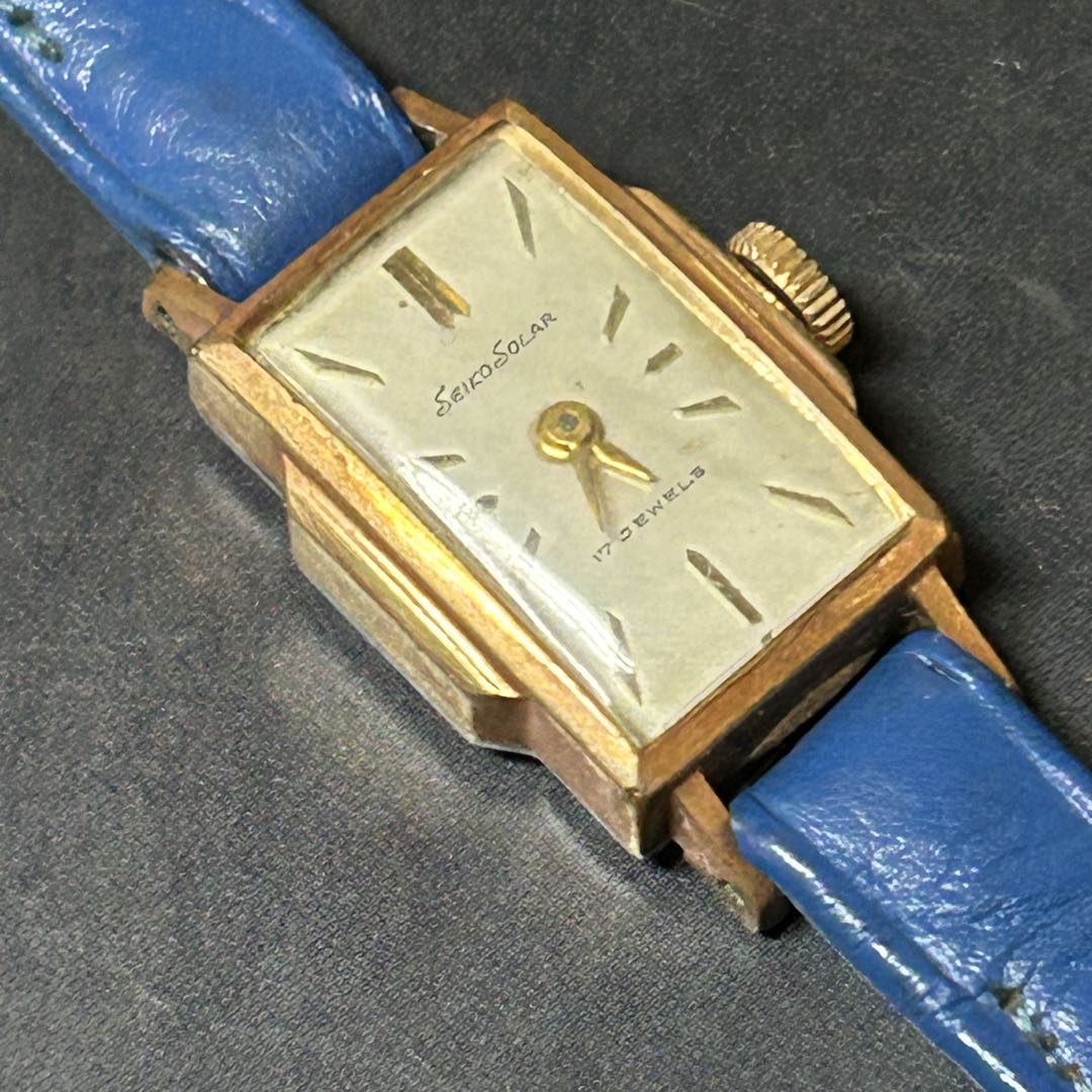 Analog Mechanical (Manual) Women