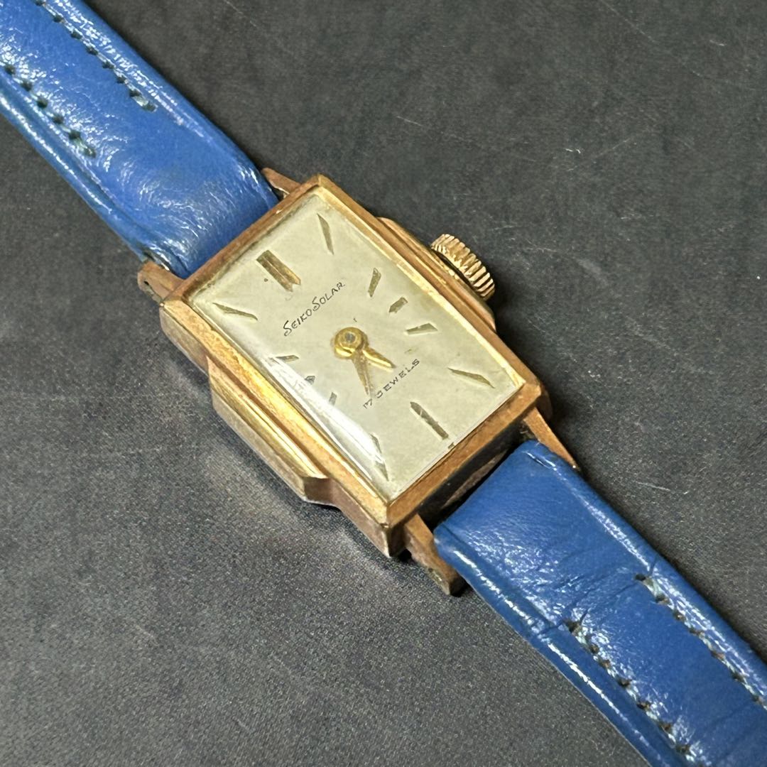Analog Mechanical (Manual) Women