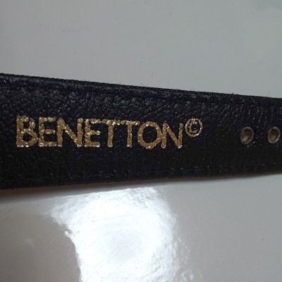 Benetton By Bulova BULOVA40 Analog Quartz Women